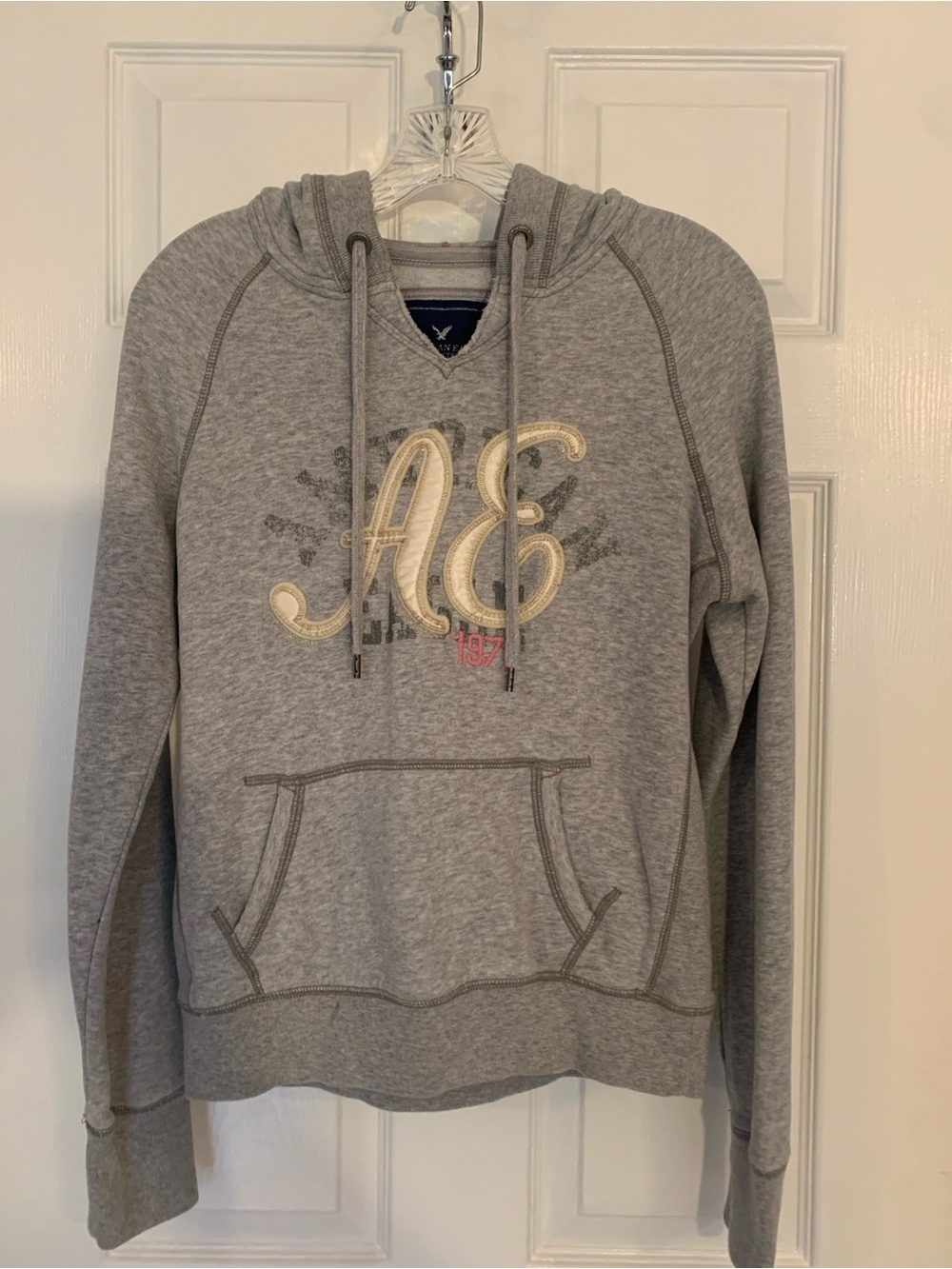 American Eagle Outfitters AE 1977 Gray Pullover Hoodie Sweatshirt - Size M
